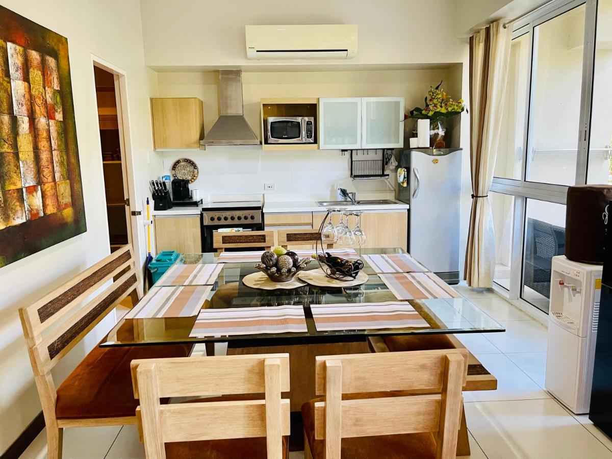 Pico De Loro 2 Bd Garden Loft With Lagoon View Nasugbu Kültér fotó