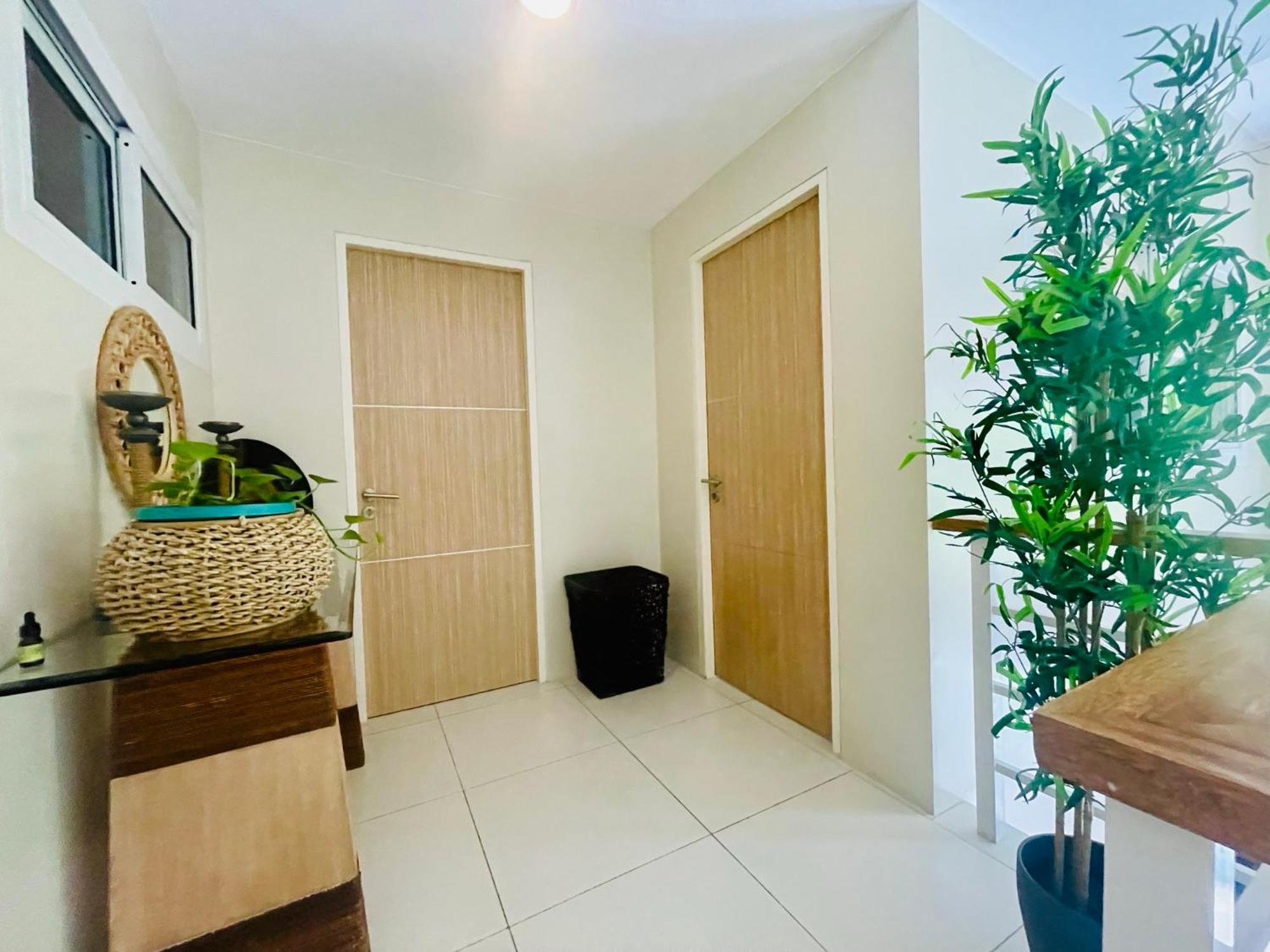 Pico De Loro 2 Bd Garden Loft With Lagoon View Nasugbu Kültér fotó
