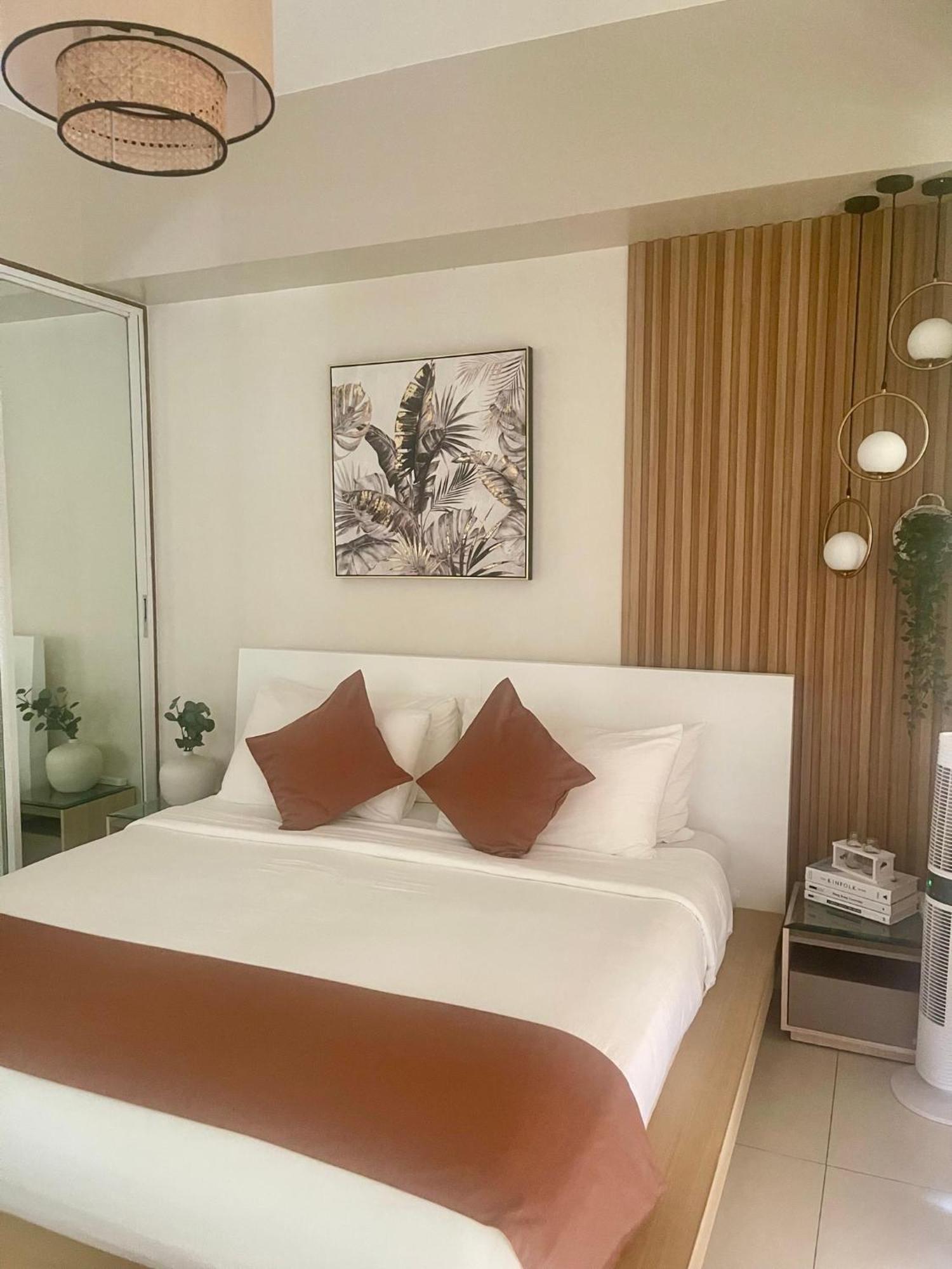 Pico De Loro 2 Bd Garden Loft With Lagoon View Nasugbu Kültér fotó
